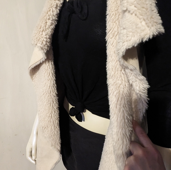 Knox Rose beige champagne faux fur collar jacket vest small winter flattering - Picture 10 of 13